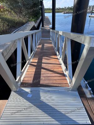 Heavy-Duty Marine-Grade Aluminum Gangway With Anti-Slip Walkway And 400kgs/sqm Loading Capacity For Floating Docks